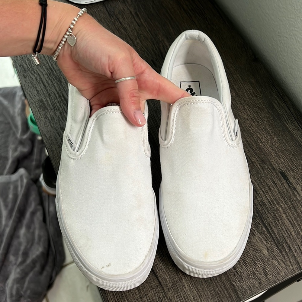 White classic slip on vans 8.5 women 7 men